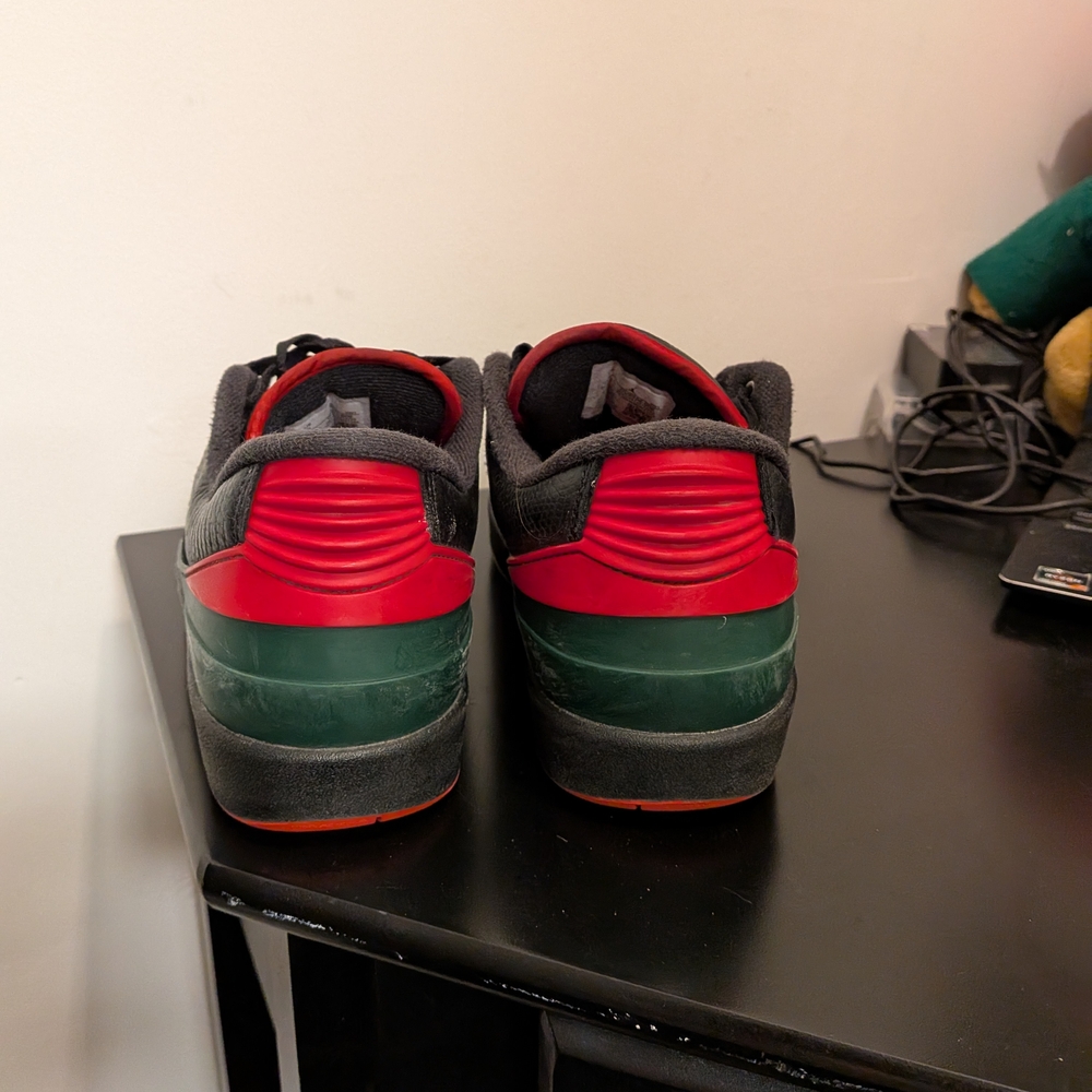Nike Black and Red Sneakers with Green Accents - Picture 4 of 6